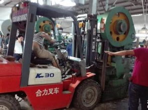 深圳圖觀瀾專業(yè)服務(wù) 叉車吊車出租、工廠搬遷與高空作業(yè)一站式解決方案